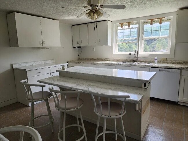 Foto del edificio - 175 9th St