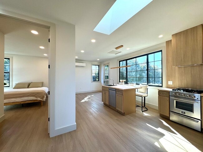 Foto del edificio - 3577 Louisiana St