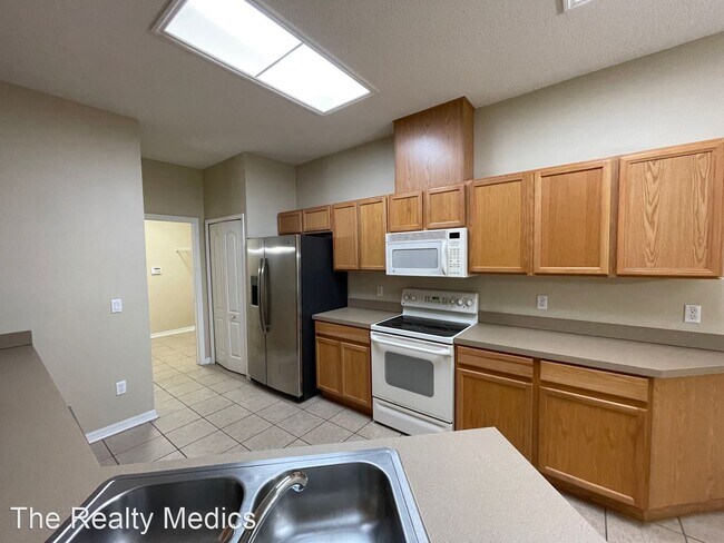 3 br, 2 bath House - 9906 Shadow Creek Dr photo'