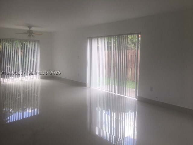 Foto del edificio - 5764 NW 98th Ct