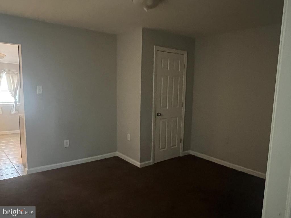 218220 S Broadway Unit APT 4, Gloucester City, NJ 08030 Room for