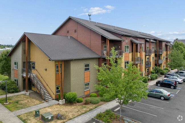 Exterior - 1st Street Apartments