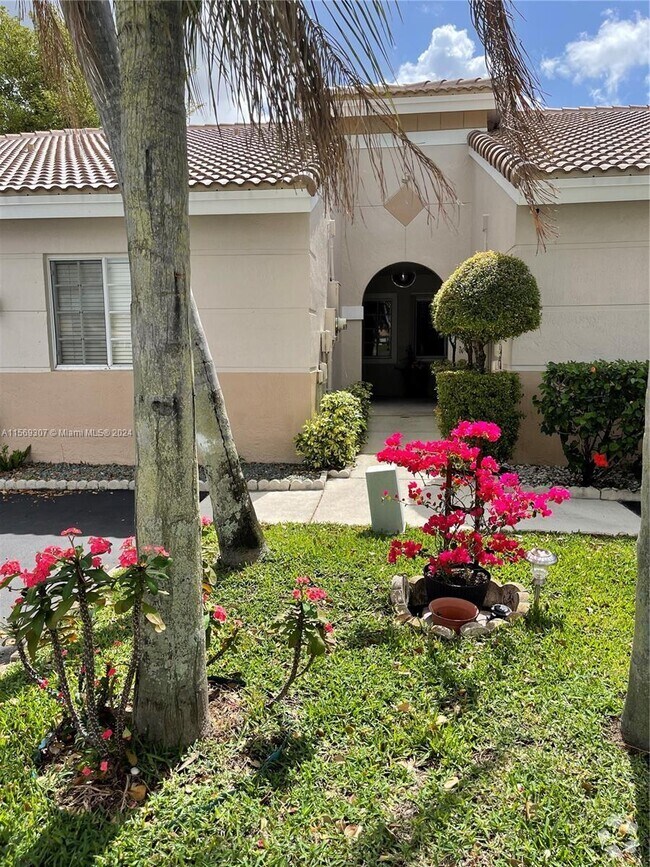 The Crestview Apartments for Rent Miramar, FL 61 Rentals