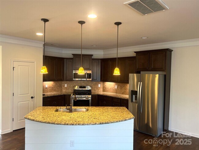 Foto del edificio - 13259 Savannah Point Dr