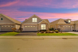 Building Photo - 16519 S Fox Run Cir