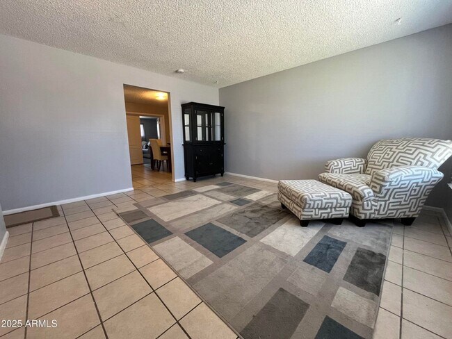 Foto del edificio - Amazing 3 Bedroom 2 Bath home in Tempe
