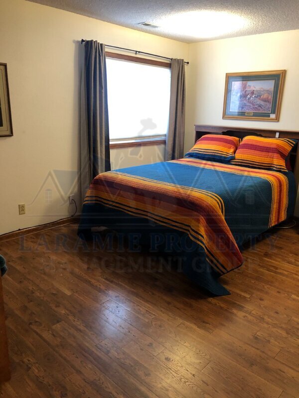 Foto del edificio - 709 E Sheridan St