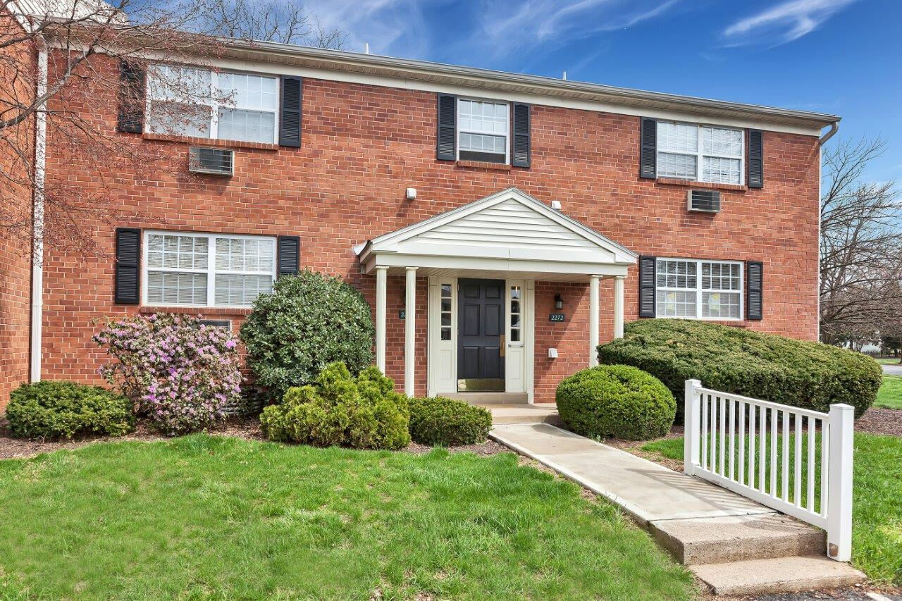 Valley Park Apartment Homes photo 6