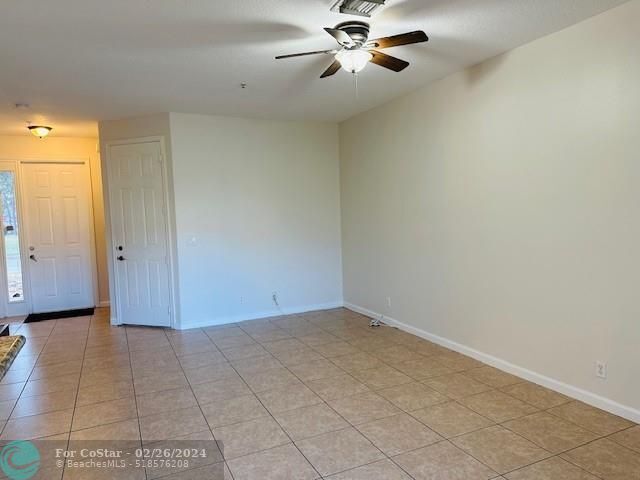Foto del edificio - 4390 Berkshire Wharf Dr