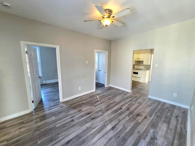 Photo du bâtiment - 10 Cedar St