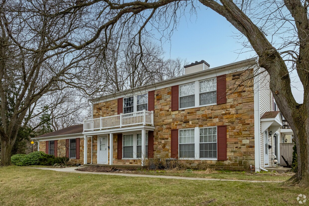 Primary Photo - Georgetown Commons Condos