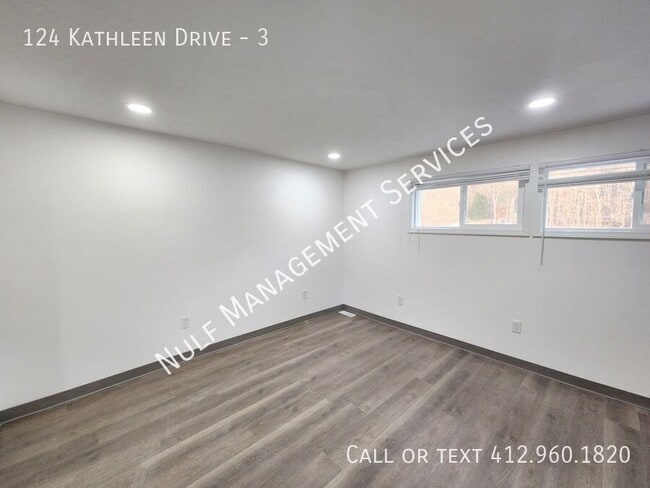 Building Photo - 124 Kathleen Dr