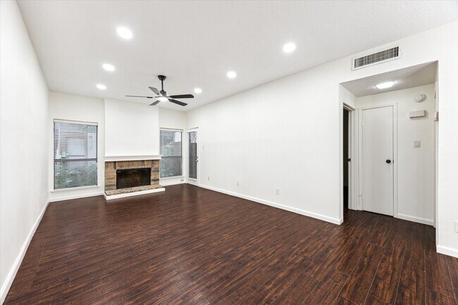 Foto del edificio - 10053 Westpark Dr