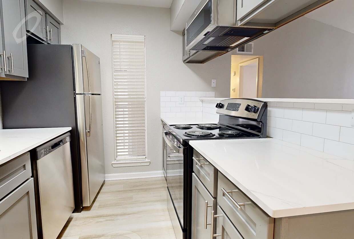 Photo - Richmond Apartments