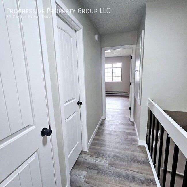 Foto del edificio - Remodeled 2-Bedroom Townhome !