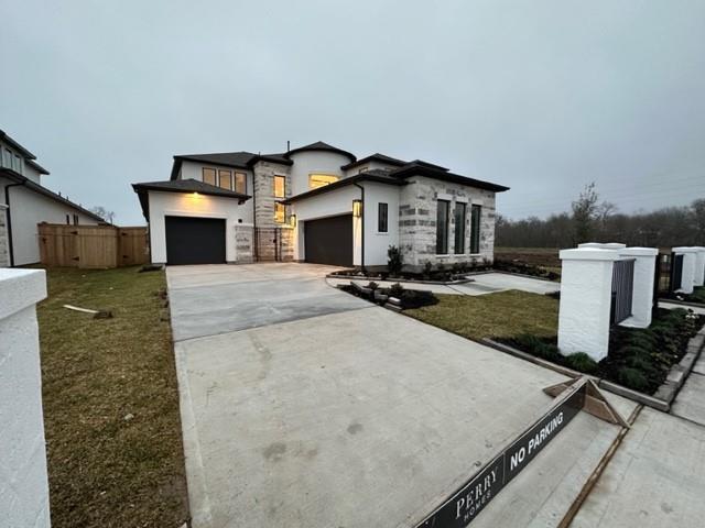 Building Photo - 9015 Orchard Cv
