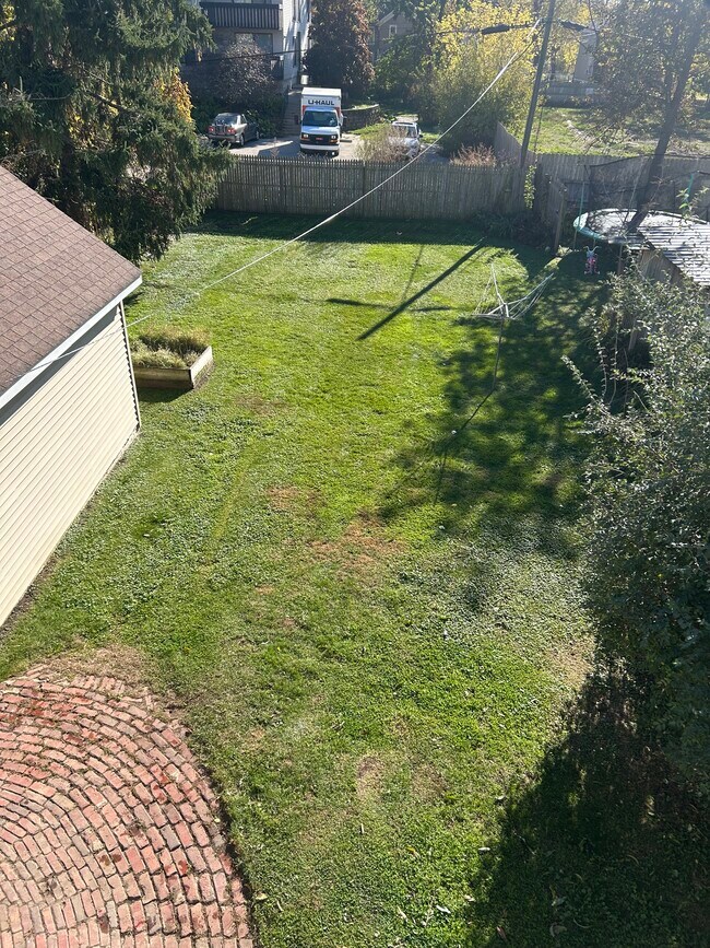 Foto del edificio - 435 Prospect Ct