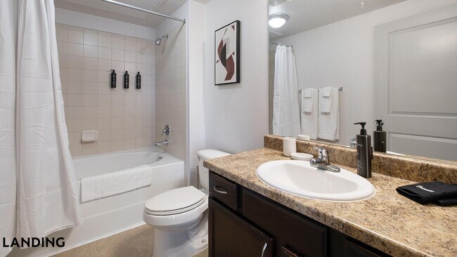 Foto del edificio - 15330 Liberty River Dr