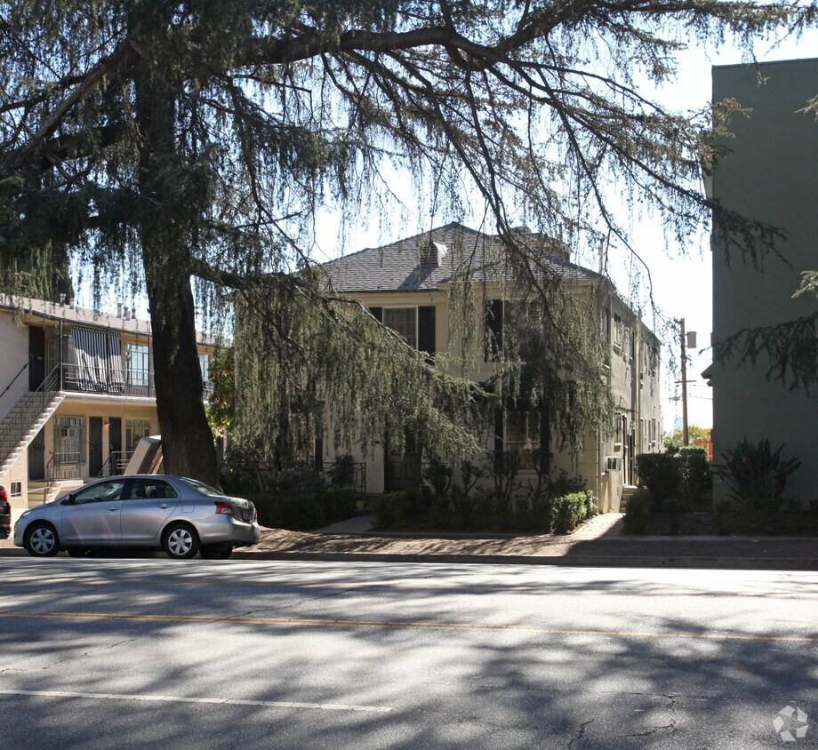 Foto del edificio - 4526-4528 Los Feliz Blvd