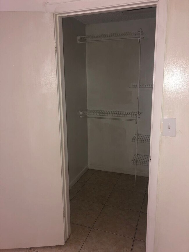 Building Photo - 95 NE 41St M-199 , Oakland Park FL , 33334