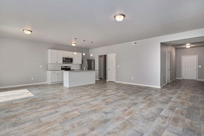 Building Photo - 10025 Pennridge Dr