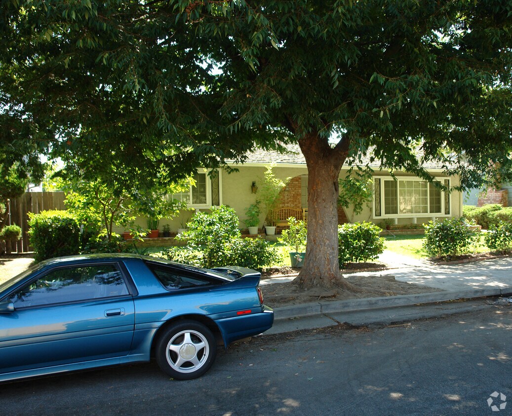 Building Photo - 546 Doyle Rd
