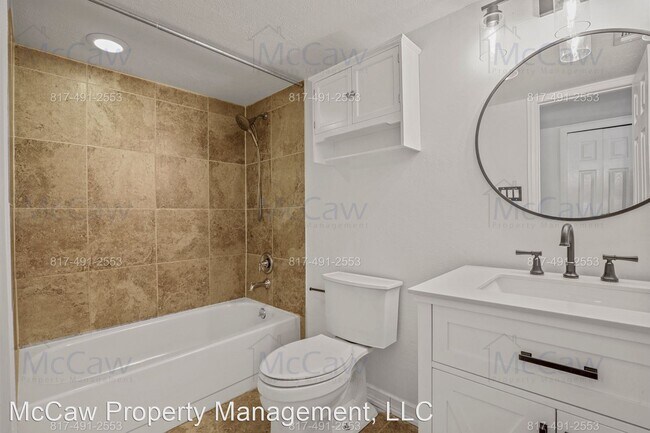 Foto del edificio - 3 br, 2 bath House - 716 Roaming Rd.