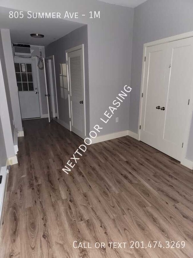 Foto del edificio - 805 Summer Ave