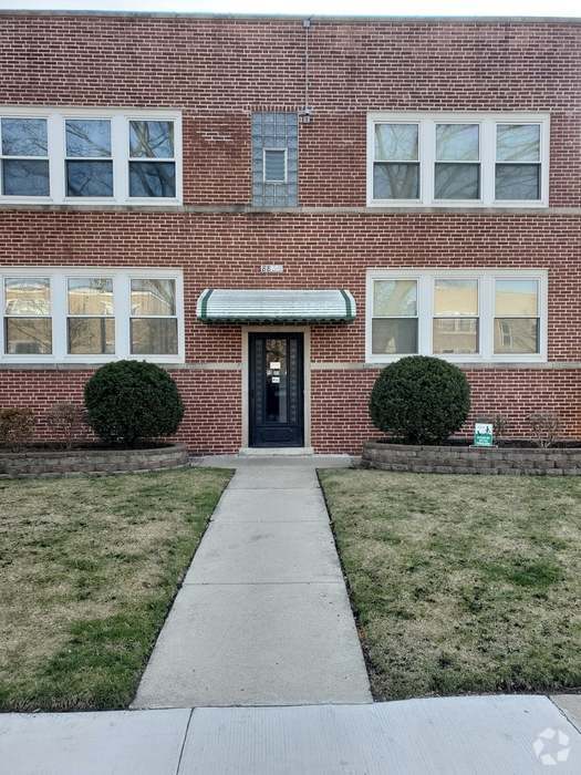 Building Photo - 8839 Bronx Ave