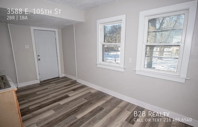 Building Photo - 3588 E 105th St