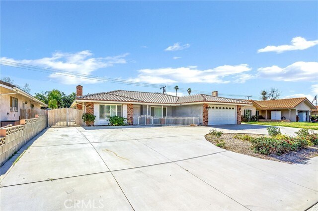 Foto del edificio - 41363 Plumrose St