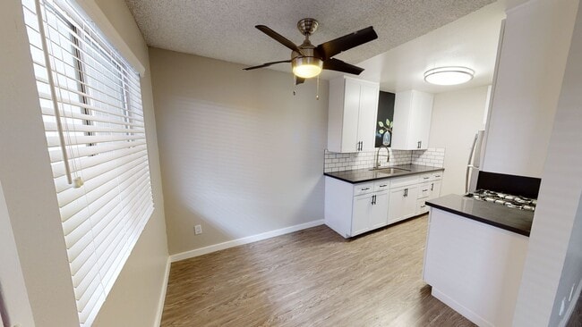 Interior Photo - The Tropicana