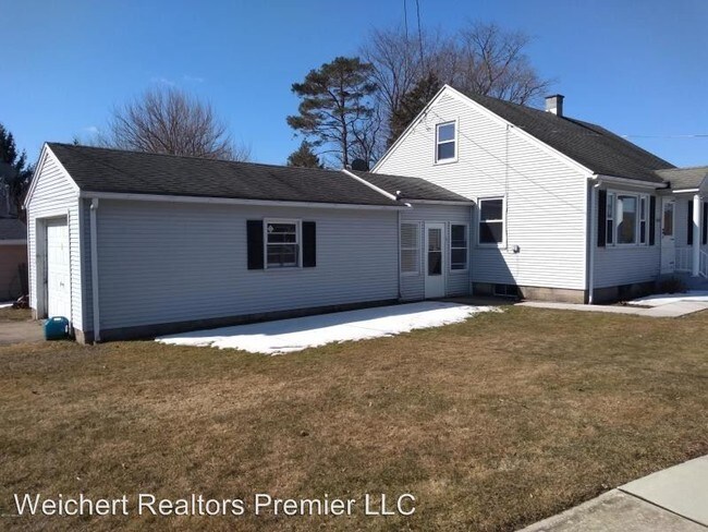 Foto del edificio - 3 br, 1 bath House - 618 Pearl Blvd