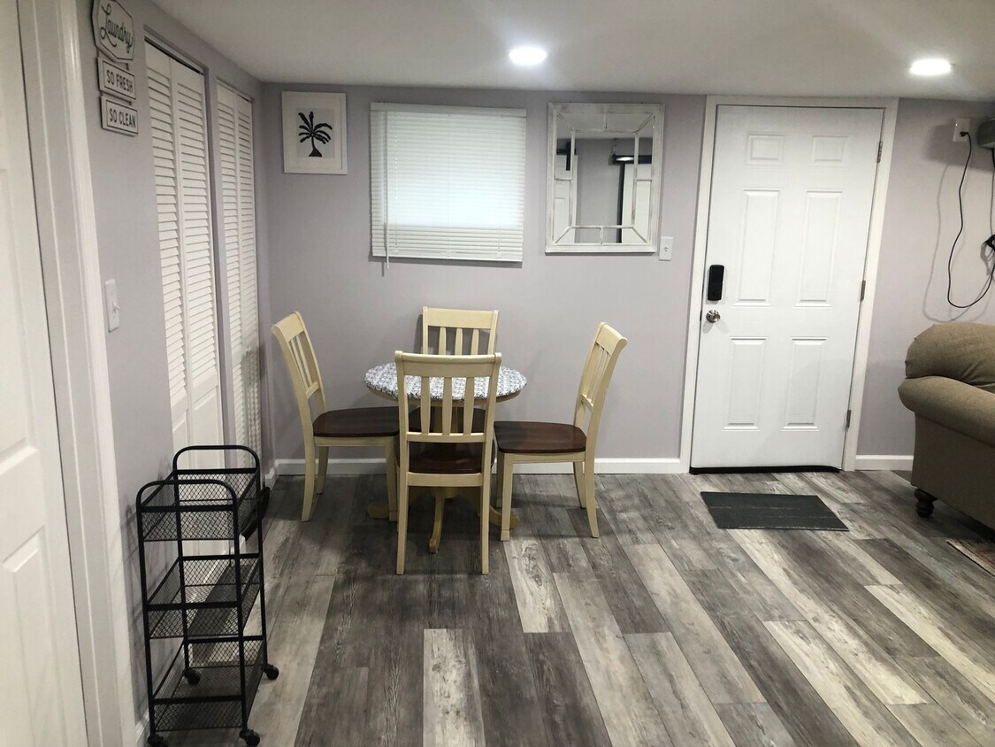 Foto principal - 7745 Baltimore Annapolis Blvd