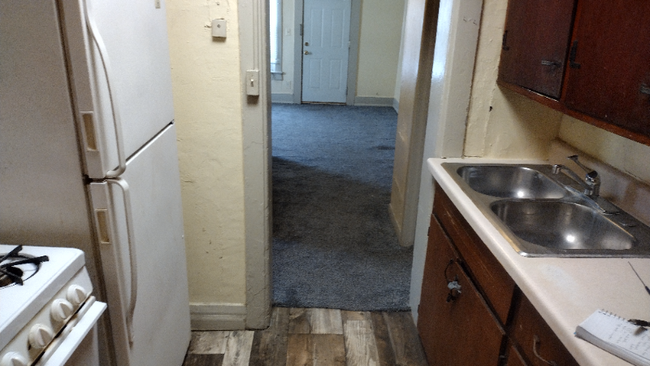 Building Photo - 1312 Home Pl