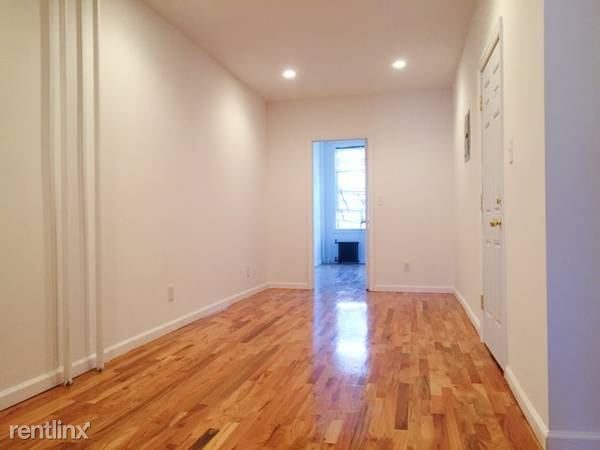 Foto del edificio - 5610 Nurge Ave