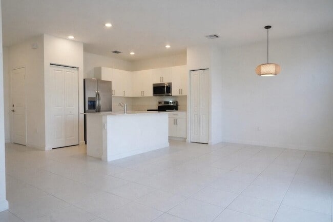 Photo - 11833 NW 47th Manor Townhome