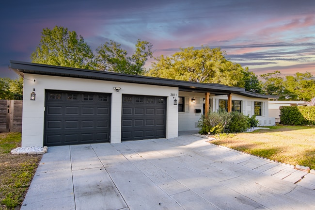 Building Photo - 3811 Hargill Dr