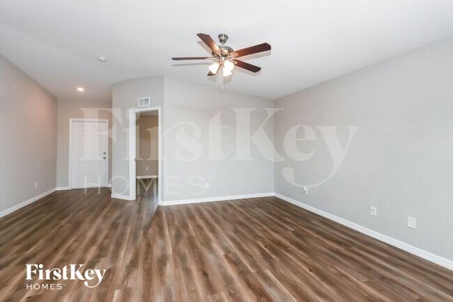 Foto del edificio - 133 NE 9th Ct