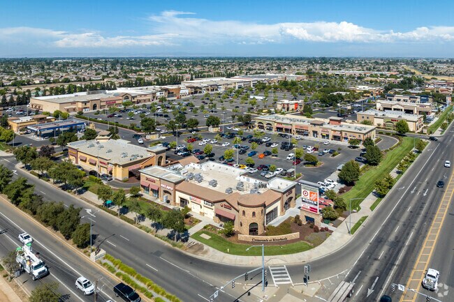 Riverbank Crossroads in Riverbank features major retail stores, dining options, and everyday conveniences, making it a central shopping destination for residents across the city.