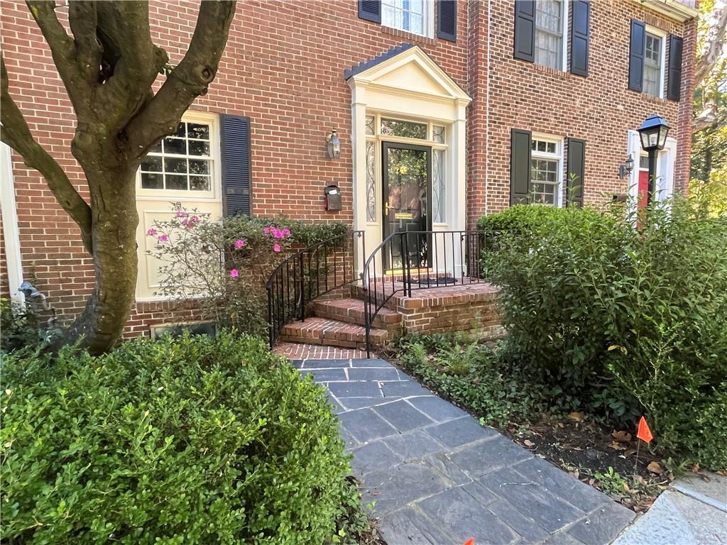 Foto principal - 3512 Paces Pl NW