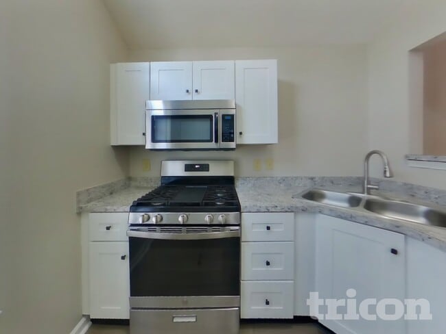 Foto del edificio - 4914 Marigold Ln