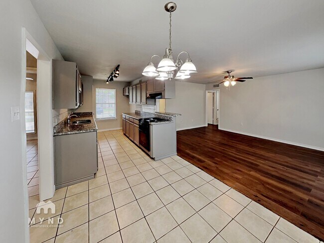 Foto del edificio - 920 E 3rd St