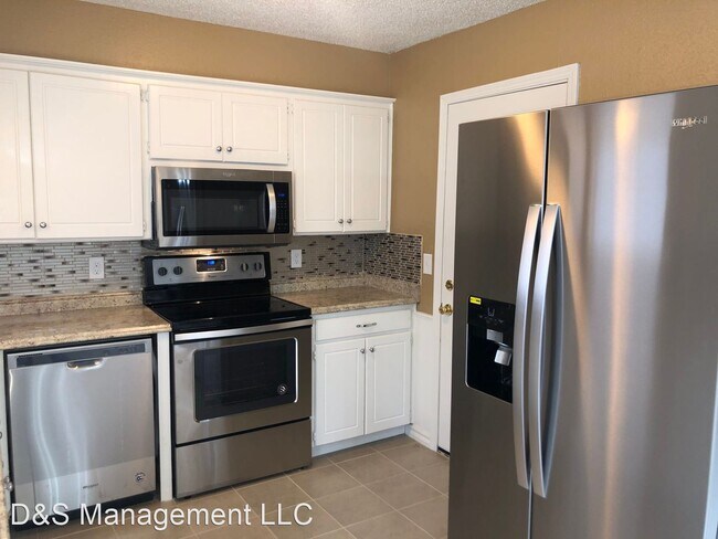 Foto del edificio - 3 br, 2 bath House - 8808 Cedar Lane