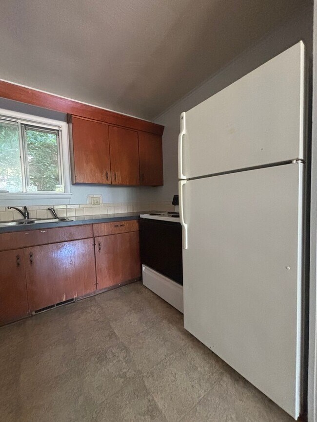 Foto del edificio - Available now 2 bedroom 1 bath apartment