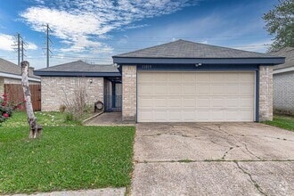 Building Photo - 11019 Willwood Dr