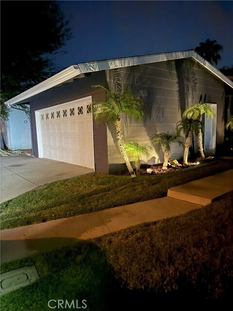 Primary Photo - 5630 Clearwater Dr
