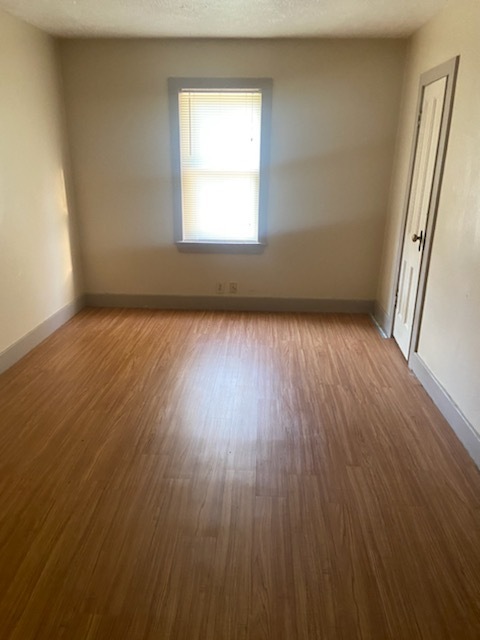 Foto del edificio - 2600 Oakdale Ave