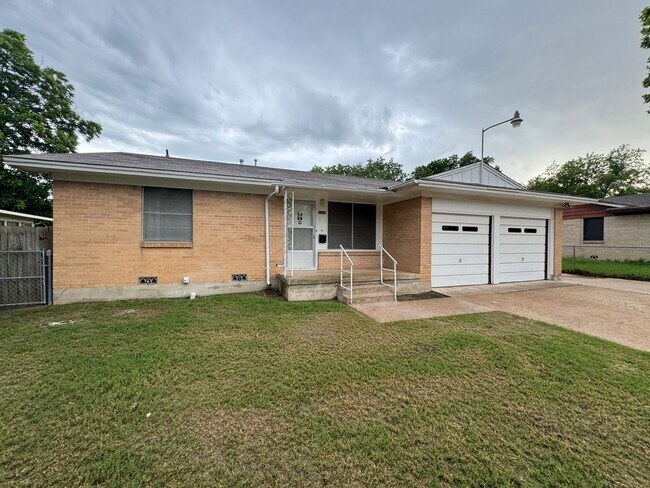 Building Photo - 3-Bedroom House for Rent in Killeen, TX