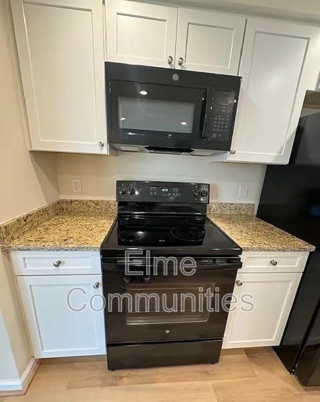 Foto del edificio - 6335 Greenfield Rd